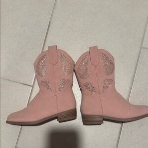 Lucky Brand Blush Ankle Booties